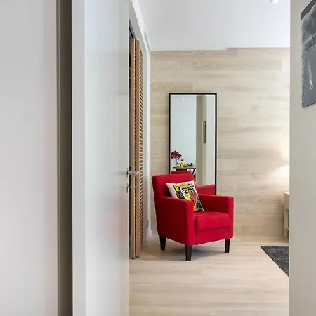 Stylish In Liberdade With Parking By Lovelystay Lissabon