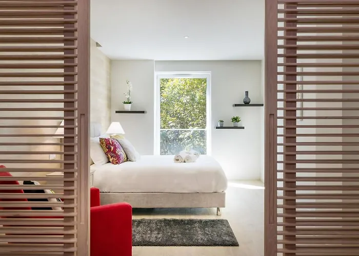 Modern & Stylish In Av. Da Liberdade By Lovelystay
