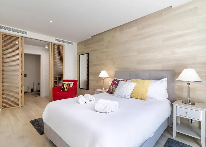 Modern & Stylish In Av. Da Liberdade By Lovelystay *