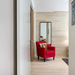 Modern & Stylish In Av. Da Liberdade By Lovelystay Lisbon