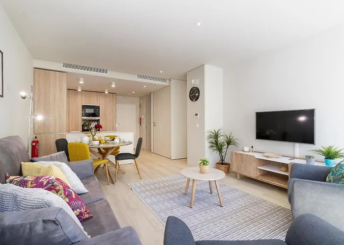 Modern & Stylish In Av. Da Liberdade By Lovelystay * Lizbona